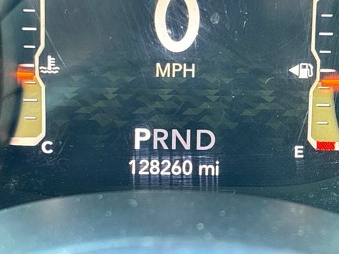 Used 2018 Jeep Wrangler Unlimited Rubicon AWD/4WD image 21