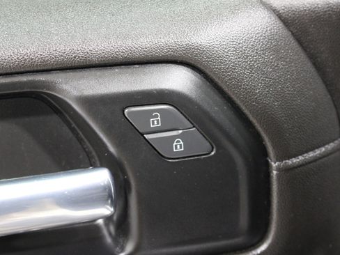 Used 2020 Chevrolet Silverado 1500 LT w/ All-Star Edition RWD image 8