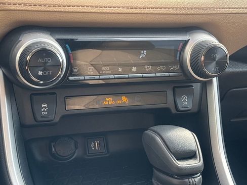 Used 2023 Toyota RAV4 XLE image 13