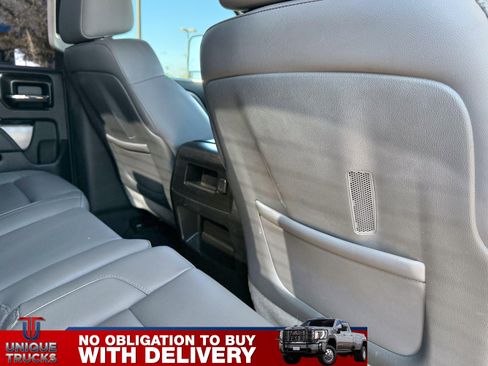 Used 2015 Chevrolet Silverado 2500 LTZ w/ LTZ Plus Package image 21