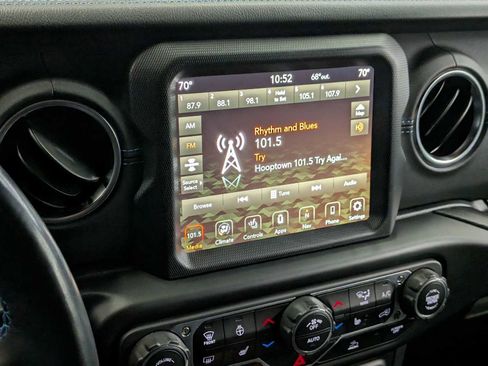 Used 2022 Jeep Wrangler Unlimited Rubicon 4xe w/ Cold Weather Group image 31