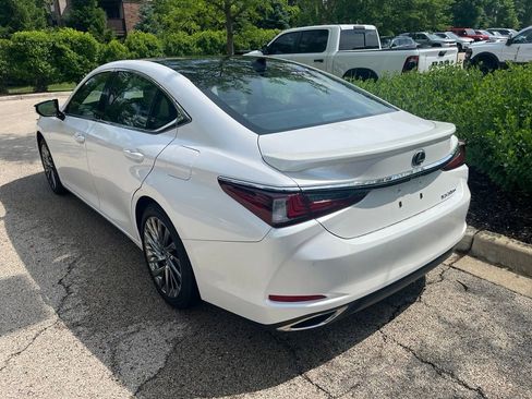 Used 2025 Lexus ES 350 Ultra Luxury FWD image 4