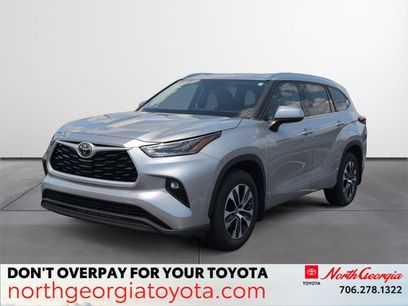 Used 2021 Toyota Highlander XLE
