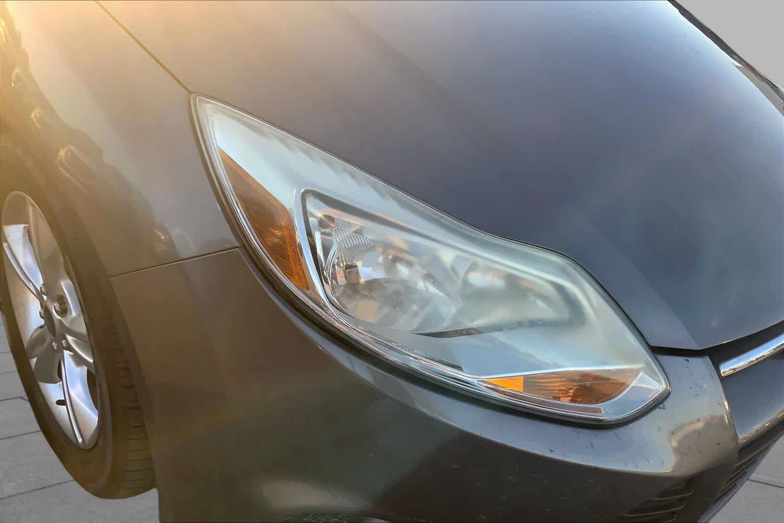Used 2014 Ford Focus SE FWD image 26