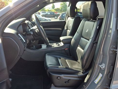 Used 2019 Dodge Durango R/T w/ Technology Group AWD/4WD image 17
