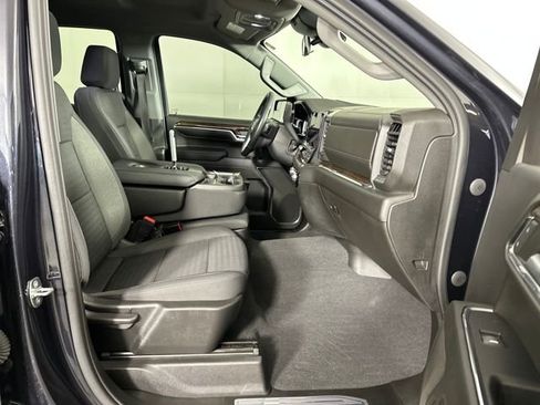 Used 2023 GMC Sierra 1500 Elevation image 28