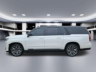 Used 2021 Cadillac Escalade ESV Premium Luxury w/ LPO, Illumination Package RWD video 2