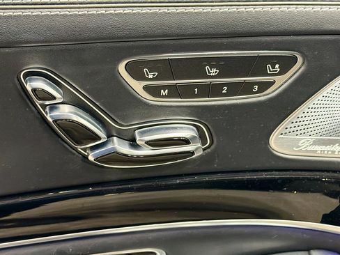 Used 2020 Mercedes-Benz Maybach S 560 4MATIC image 25
