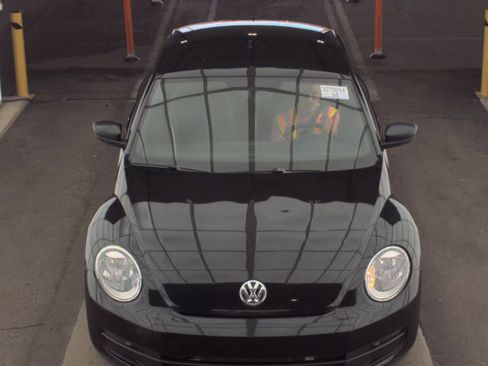 Used 2016 Volkswagen Beetle 1.8T FWD image 5