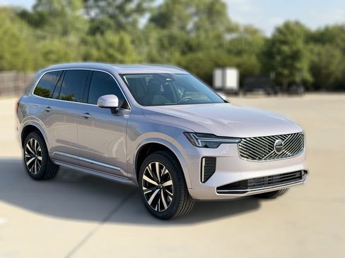 New 2026 Volvo XC90 T8 Core AWD/4WD image 5