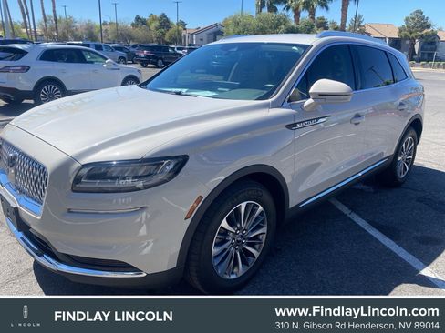 Used 2022 Lincoln Nautilus AWD w/ Premium Package image 1