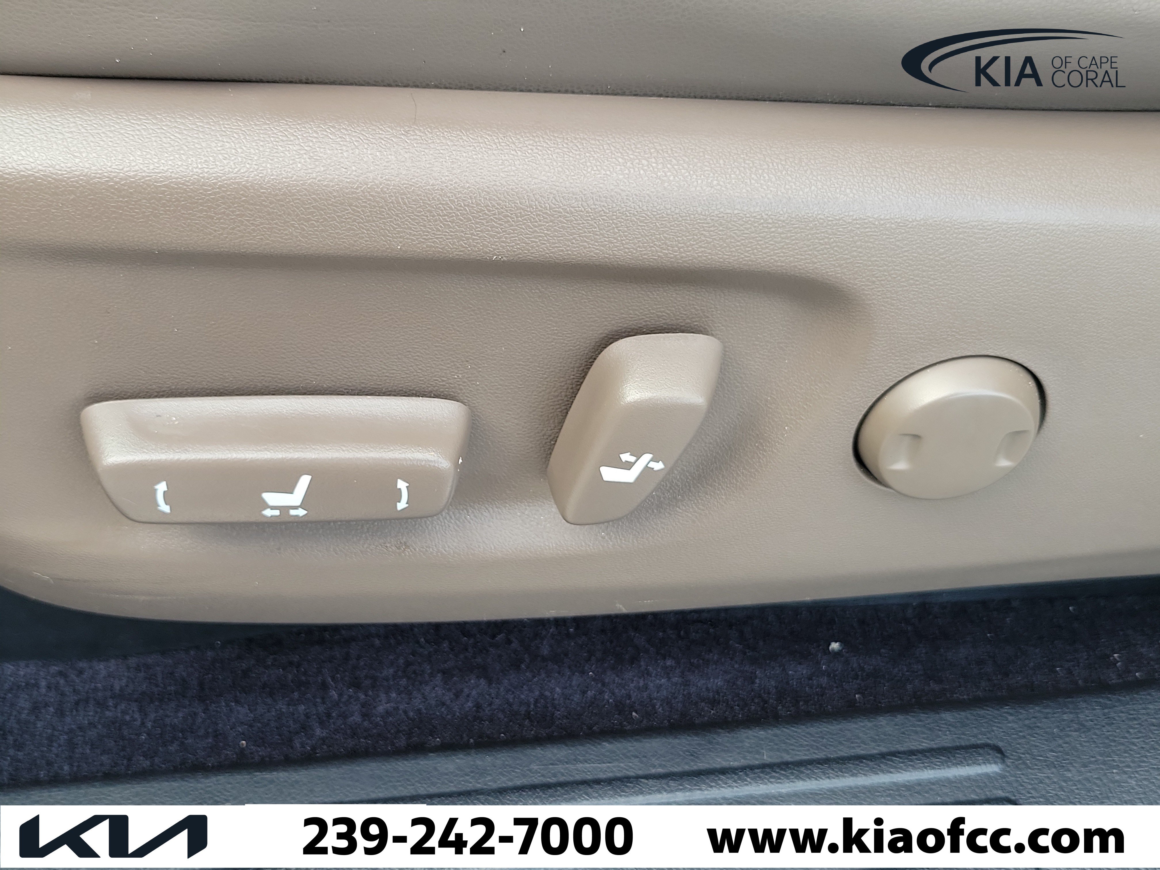 Used 2021 Lexus GX 460 Premium w/ Premium Package AWD/4WD image 22