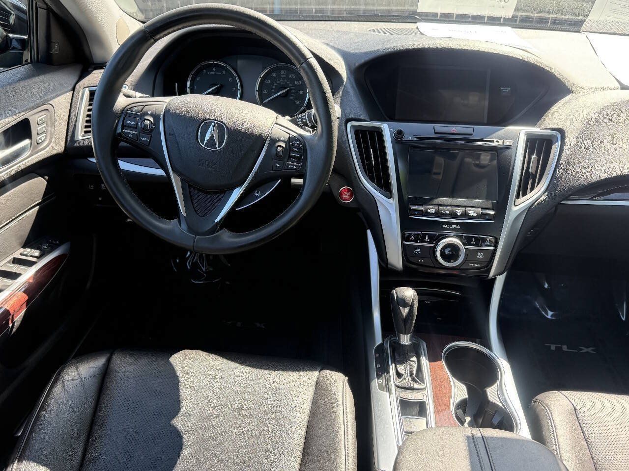 Used 2015 Acura TLX w/ Technology Package FWD image 7
