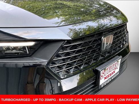 Certified 2025 Honda Accord SE image 30