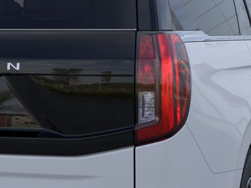 New 2026 Ford Expedition Active AWD/4WD image 21