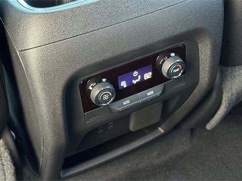 New 2026 Chevrolet Traverse LT w/ Midnight/Sport Edition image 17