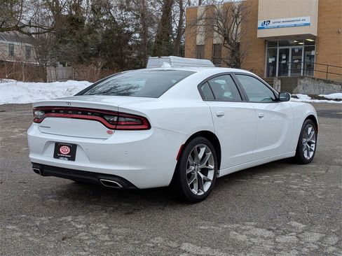 Certified 2021 Dodge Charger SXT w/ Plus Group image 3