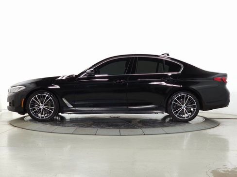 Used 2023 BMW 530i xDrive w/ Convenience Package image 5
