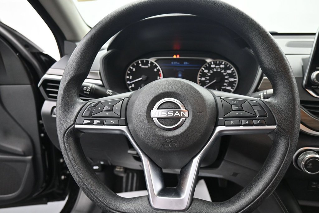 Used 2023 Nissan Altima 2.5 SV FWD image 20