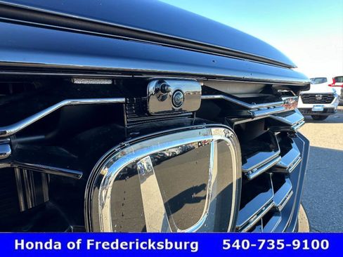 Certified 2025 Honda Pilot TrailSport image 12