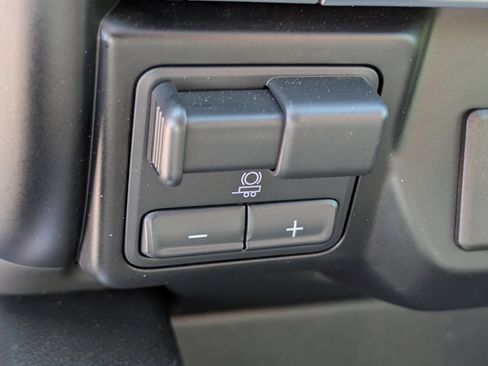 Used 2023 Chevrolet Silverado 3500 LTZ AWD/4WD image 26