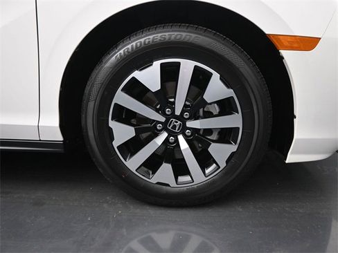 Used 2025 Honda Odyssey EX-L image 46