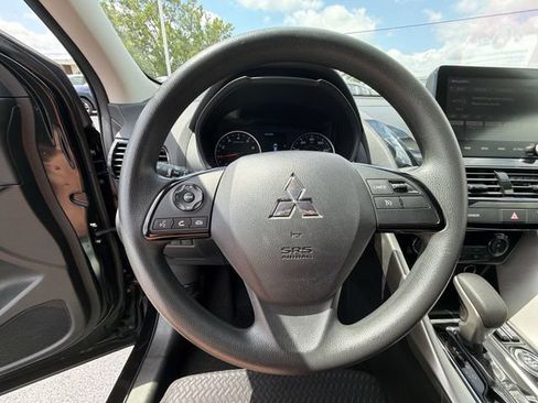 Used 2024 Mitsubishi Eclipse Cross LE AWD/4WD image 30