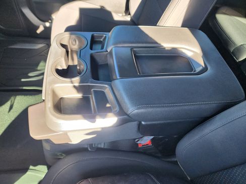 Used 2022 Chevrolet Silverado 1500 Custom Trail Boss image 31