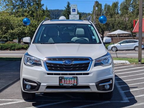 Used 2018 Subaru Forester 2.5i Limited AWD/4WD image 8