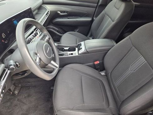 Certified 2025 Hyundai Tucson SEL FWD image 12