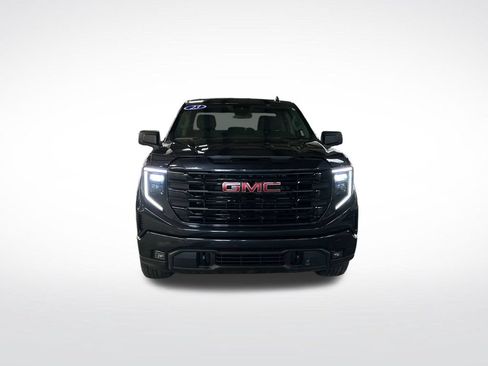 Used 2023 GMC Sierra 1500 Elevation AWD/4WD image 9