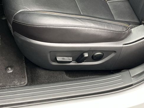 Certified 2025 MAZDA CX-50 AWD 2.5 Hybrid w/ Premium Pkg image 12