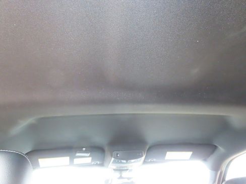 Used 2022 Ford F250 Lariat image 23