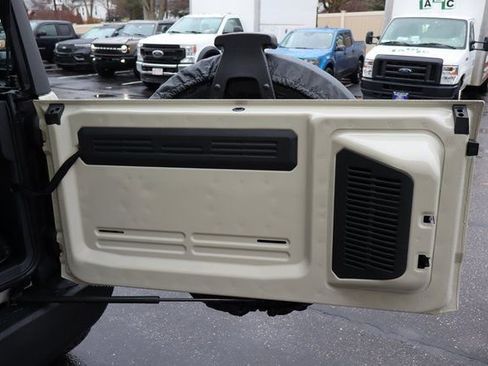 New 2025 Ford Bronco 2-Door w/ Sasquatch Package image 22