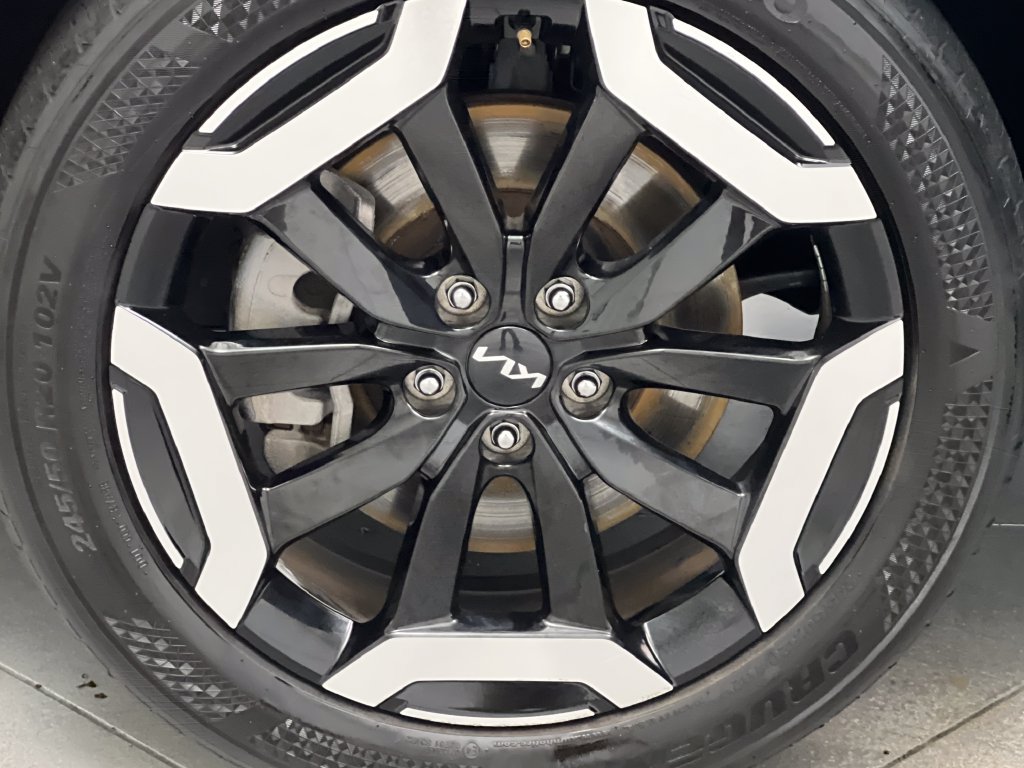 Used 2025 Kia Telluride S FWD image 82