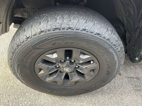 Used 2021 Toyota Tacoma SR5 w/ Trail Edition image 2