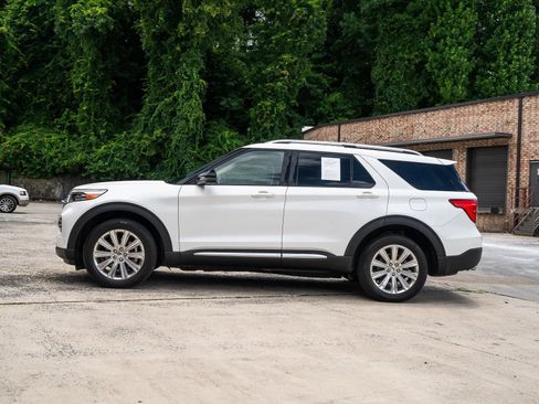 Used 2020 Ford Explorer Limited AWD/4WD image 4