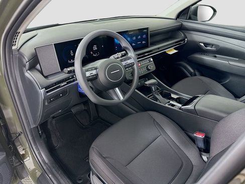 New 2026 Hyundai Tucson SE image 9