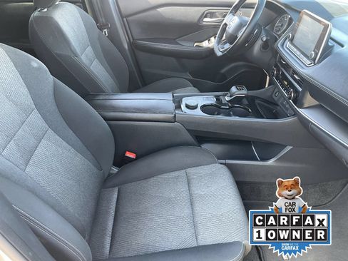 Certified 2025 Nissan Rogue SV AWD/4WD image 12