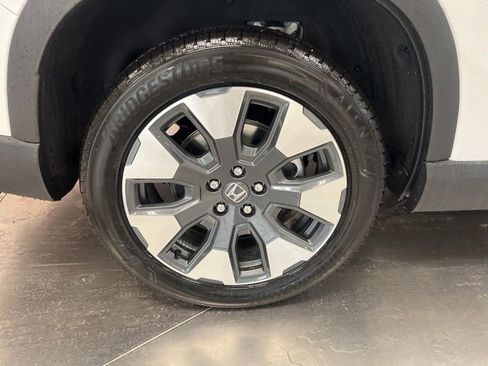 New 2026 Honda Pilot Elite image 10