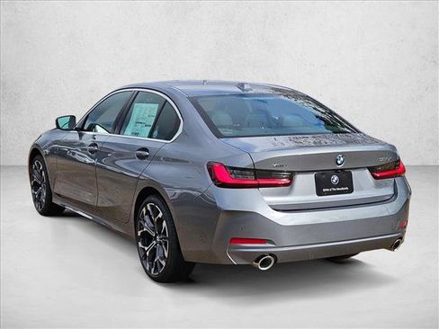 Certified 2026 BMW 330i xDrive Sedan w/ Premium Package AWD/4WD image 7