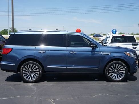 Used 2019 Lincoln Navigator Reserve AWD/4WD image 5