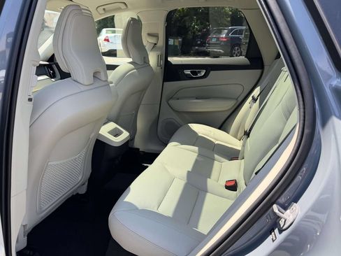 Used 2024 Volvo XC60 B5 Plus AWD/4WD image 15