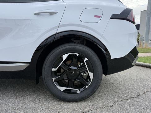 New 2026 Kia Sportage SX image 19