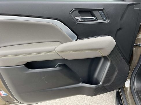 Used 2024 Chevrolet Colorado ZR2 AWD/4WD image 19