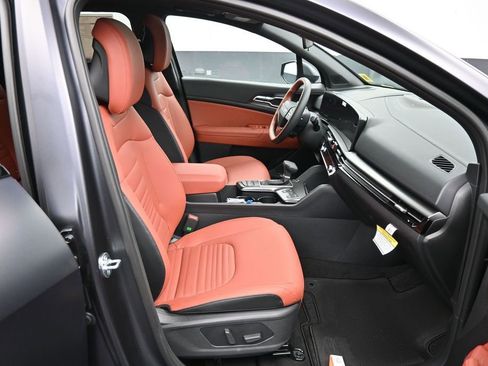 New 2026 Kia Sportage SX FWD image 26