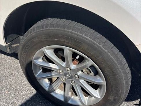 Used 2013 Lincoln MKX FWD image 29