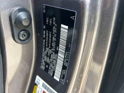 Used 2023 Toyota Sienna XLE w/ XLE Plus Package FWD image 10