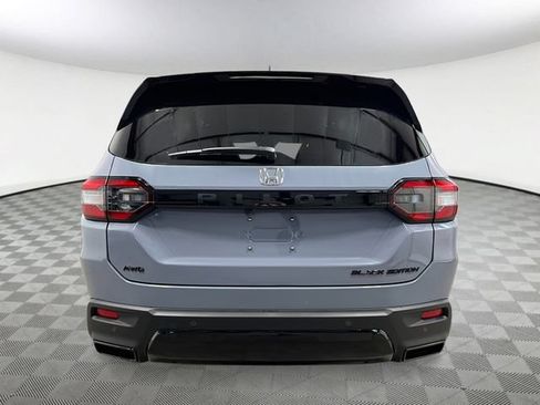 New 2026 Honda Pilot Black Edition image 5