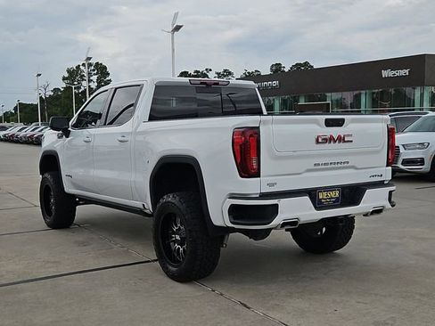 Used 2022 GMC Sierra 1500 AT4 w/ AT4 Premium Package AWD/4WD image 7